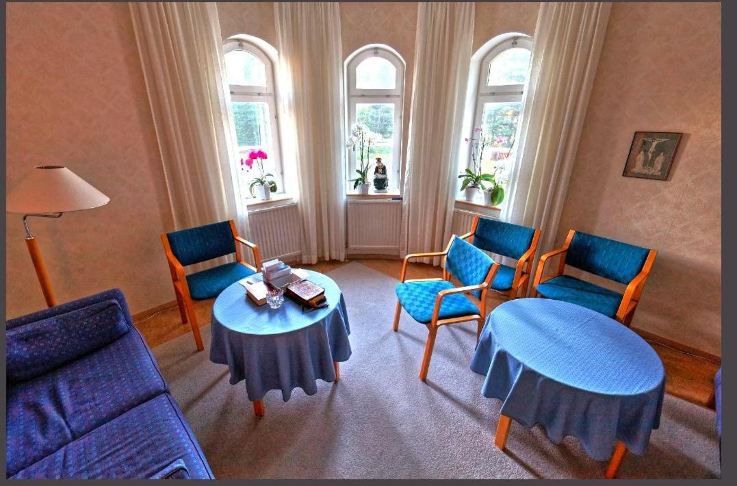Bed and Breakfast Birgittagarden - Gaesthem - Birgittasystrarna Фалун Екстер'єр фото